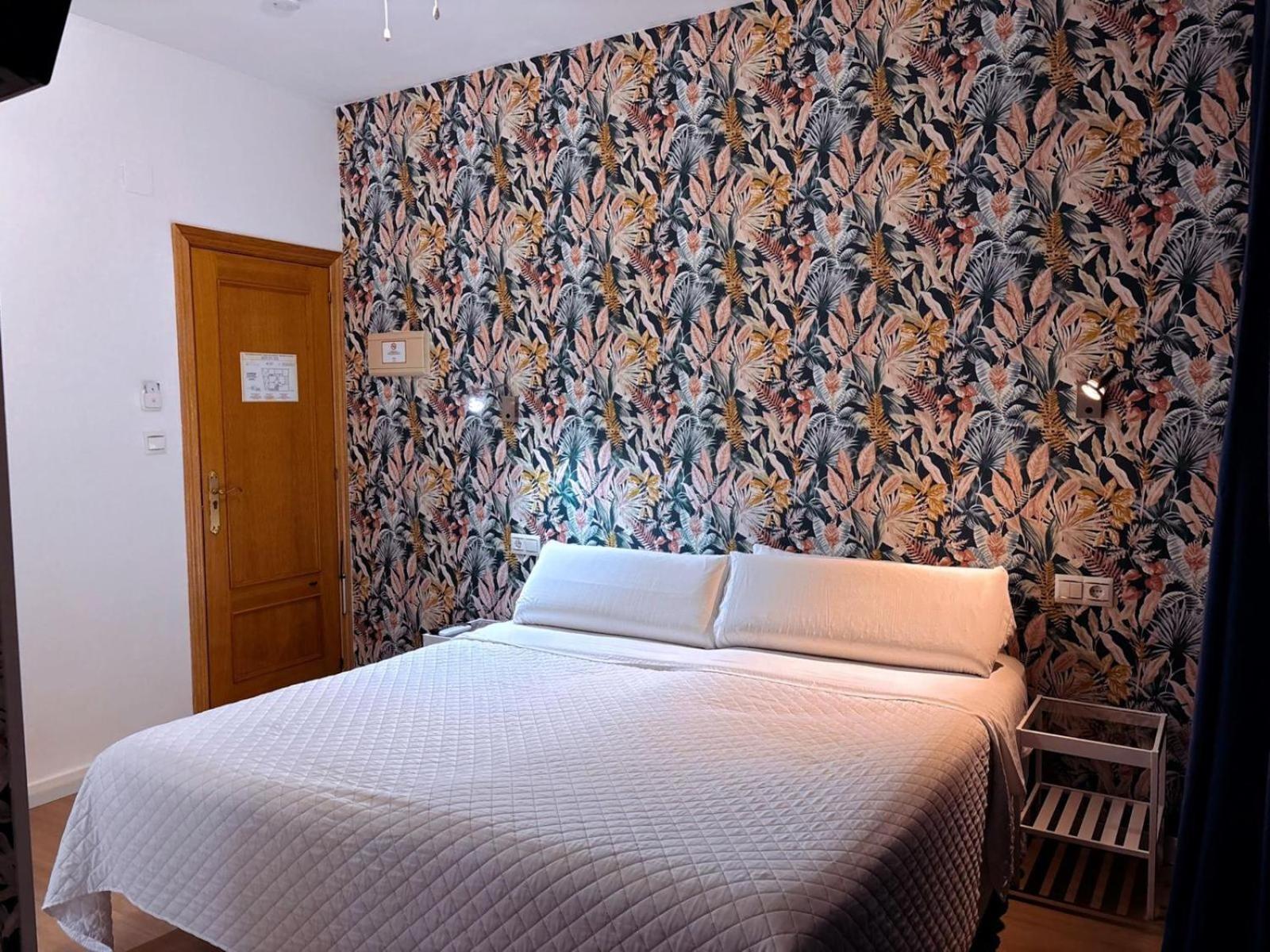 Hostal Guadalupe トレモリノス エクステリア 写真